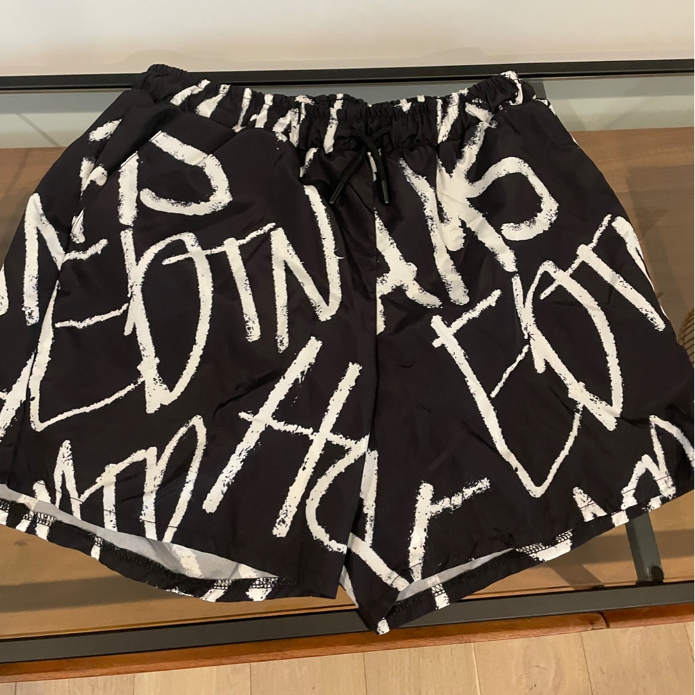 Boohoo Black and White Men's Swim Shorts